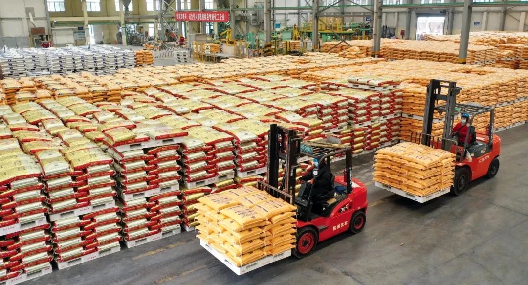 服务春耕：一袋乐天使fun88登录入口肥的「高能」旅程